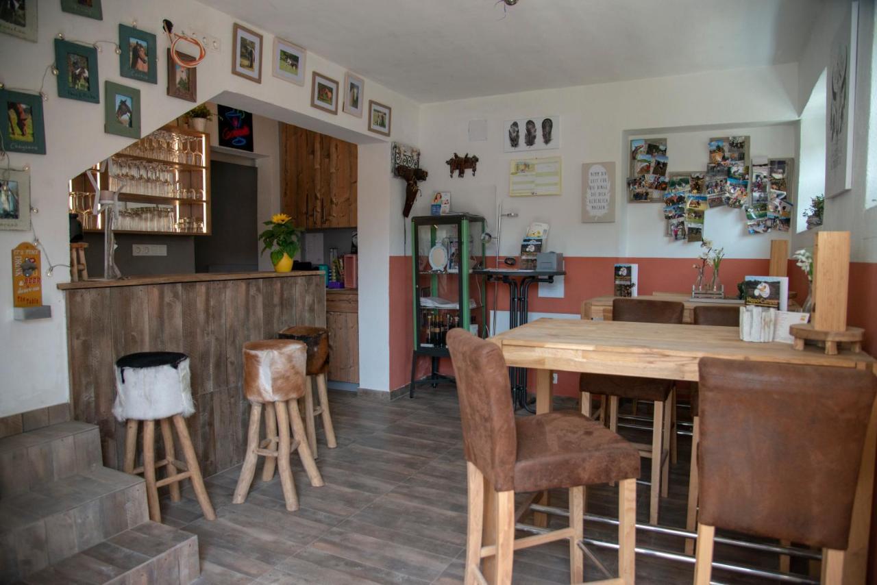 Ranchzimmer Am Hippo-Campus Reit- Und Therapiezentrum Deutsch Haslau Luaran gambar