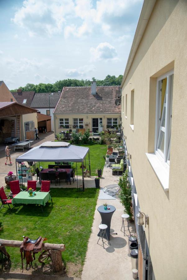 Ranchzimmer Am Hippo-Campus Reit- Und Therapiezentrum Deutsch Haslau Luaran gambar
