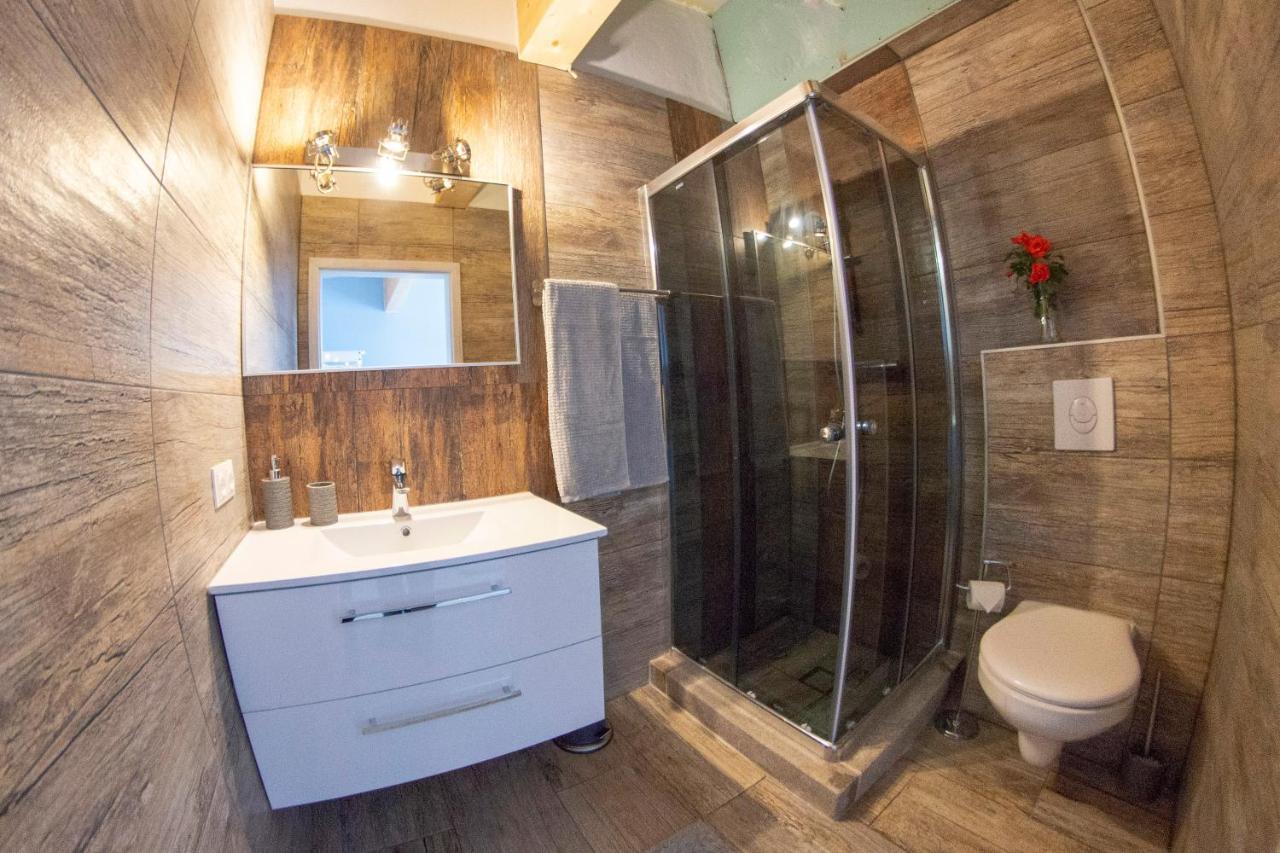 Ranchzimmer Am Hippo-Campus Reit- Und Therapiezentrum Deutsch Haslau Luaran gambar