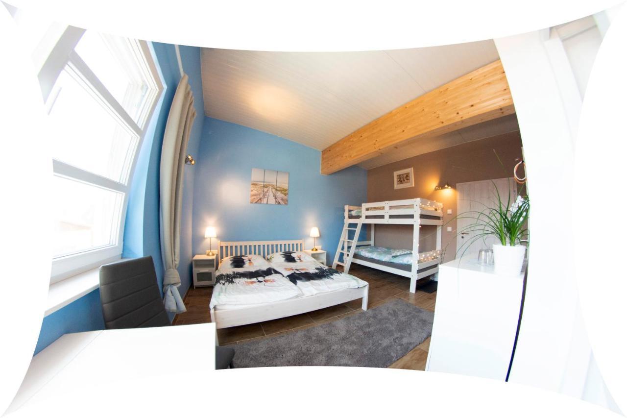 Ranchzimmer Am Hippo-Campus Reit- Und Therapiezentrum Deutsch Haslau Luaran gambar